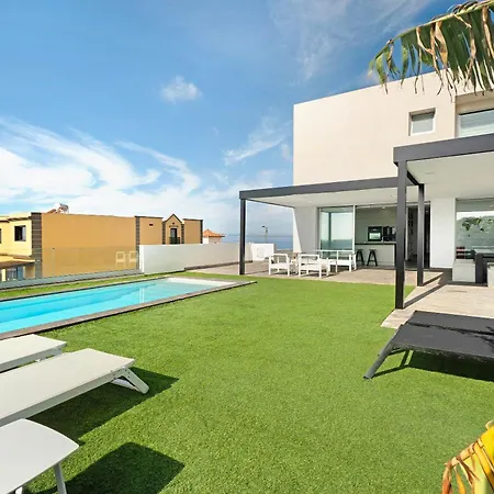 Villa Tulio Homme 2