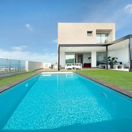 Tulio Homme 2 Villa *